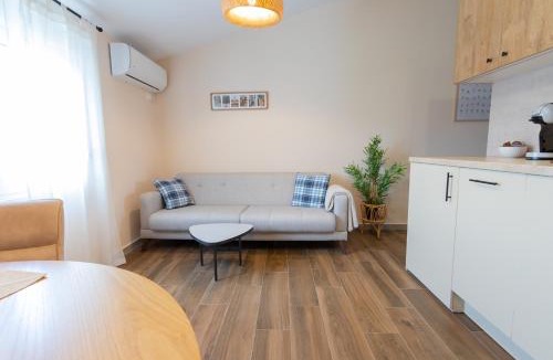Goricani Apartment | Bright & Cozy Apartment in quiet area near Airport
