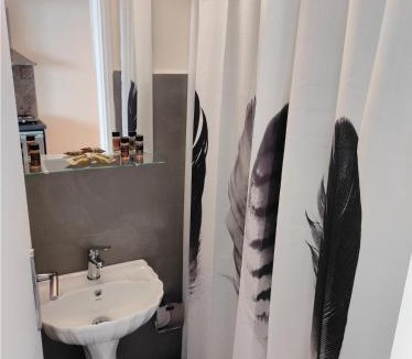 Haraki Apartment | Budget Studios Haraki
