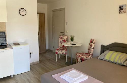 Prijevor House | Budva, Jaz, apartmani DIF
