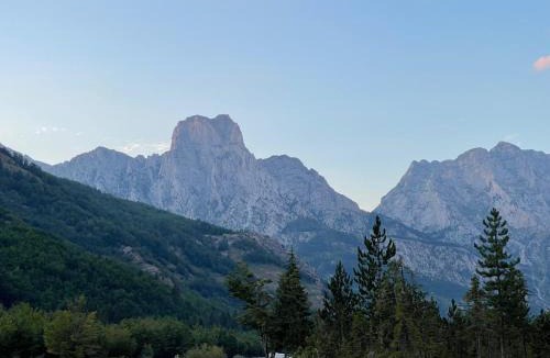 Kukes County Hotel | Bujtina Aroma E Malit