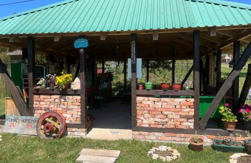 Ninkovici Bed & Breakfast | Bungalovi Mijakovici