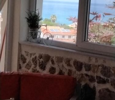 Agios Gordios House | Bungalow nefeli
