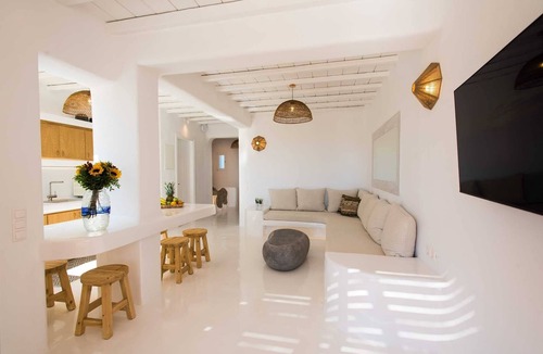 Elia Hotel | By Whitelist Mykonos