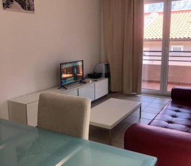 Prcanj Apartment | C3 kat