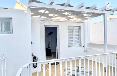 Paros Apartment | CABARNUS HOUSE IN PAROIKIA, PAROS!