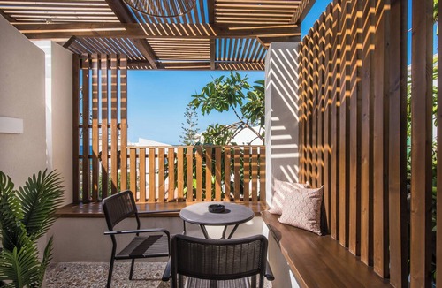 Sissi Apartment | Cactus Peak Apartment, Apartment
