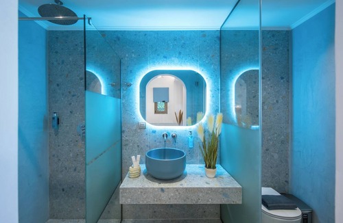 Sissi Apartment | Cactus Peak Apartment, Apartment
