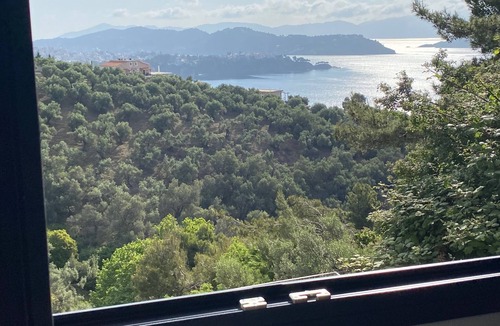 Katsarou Apartment | CACTUS SUPERB SUITE WITH PRIVATE POOL AND STUNNING SEA VIEWS