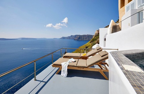 Oia Villa | Caldera Serenity Cave Villa | Oia, Santorini | Breathtaking Caldera Views