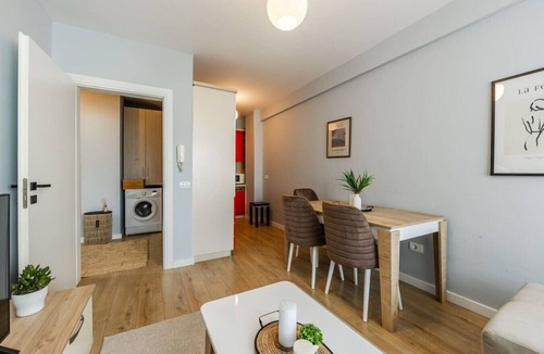 Tirana Apartment | Calm Cozy Home | 1BR in Tirana by PikHost