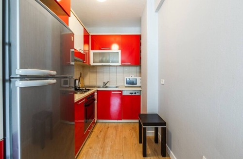 Tirana Apartment | Calm Cozy Home | 1BR in Tirana by PikHost