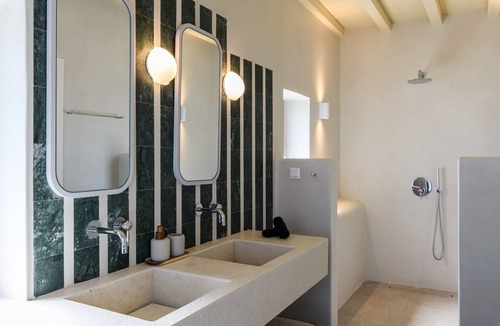 Ano Mera Hotel | Camarades Mykonos