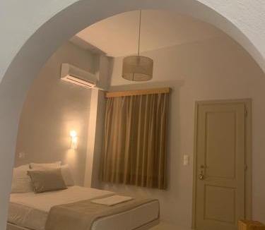 Exomvourgo House | Campus del villaggio