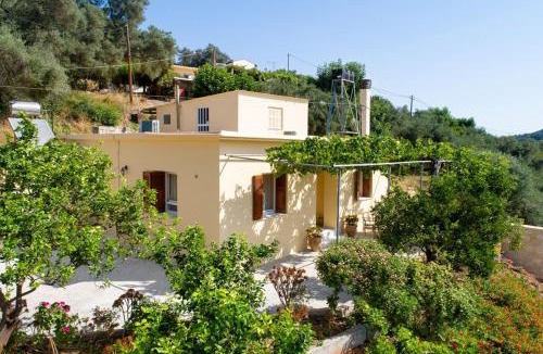 Manoliopoulo House | Casa Alta 2-bedroom House