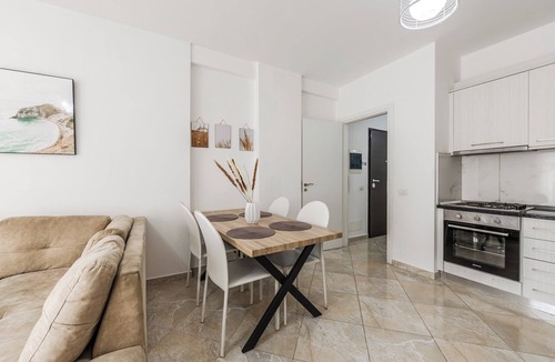 Vlore Apartment | Casa Azzurro - Central by Lungomare [2 bedroom + 2 bathroom]