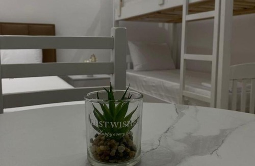 Permet Apartment | Casa de Flori