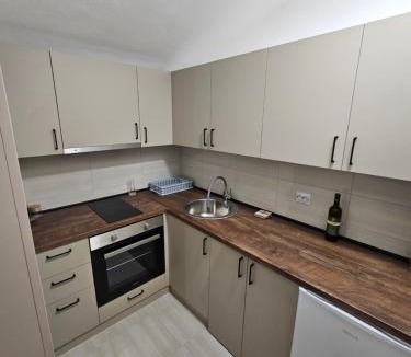 Lastva Grbaljska Apartment | Casa del Olives