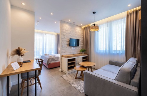 Becici Hotel | Casa di Sofia