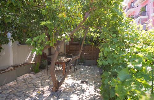 Lefkada Town House | Casa Dina 2