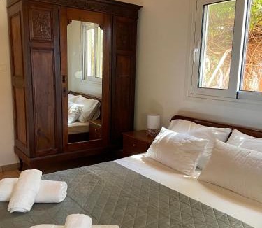 Arcoudi House | Casa Galene