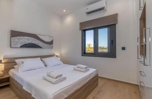 Stalos House | Casa Manousos - Quiet Village Escape near Chania