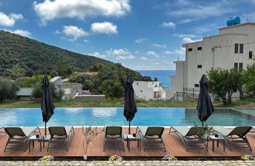 Utjeha Resort | Casa Mila apartments & bungalows