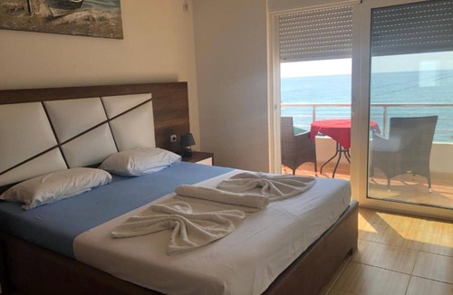 Utjeha House | Casa Mila Apartments - Standard Triple bedroom with sea view