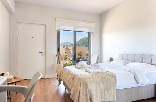 Kotor Apartment | Casa Montenegro Studio swimming pool with amazing view