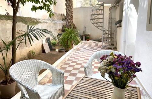 Athens Apartment | Casa Mushidora: Art Retro Chic Luxury Apartment