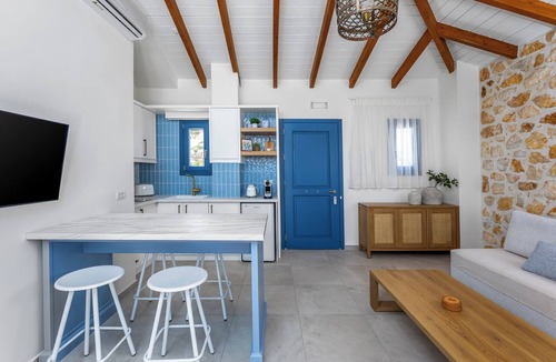 Halki Apartment | Casa Natalia 1, Modern Coastal Style Holiday Apartment in Halki