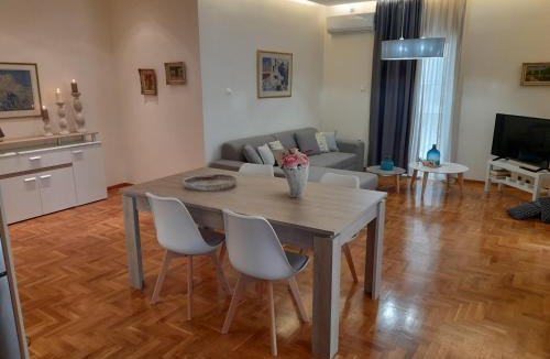 Peiraiki Apartment | Casa Nova - Appartment near the sea