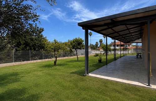 Anemomilos Apartment | Casa Plati 1 - Modern Escape with Pool & Garden