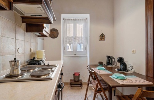 Corfu Town Apartment | Casabella Apartment in Corfu Town with Air Conditioning