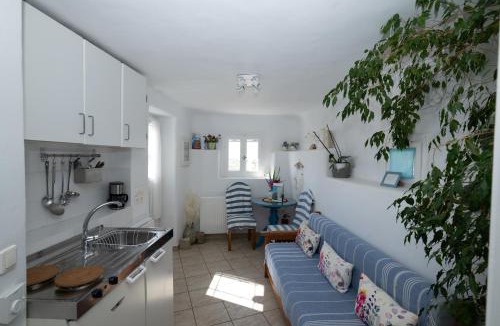 Plintri House | Casetta Annaise Mykonos-Myconian House for two