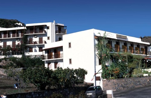Skala Hotel | Casteli Hotel