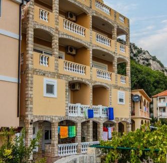 Kaluđerac Apartment | Castellamare Residence
