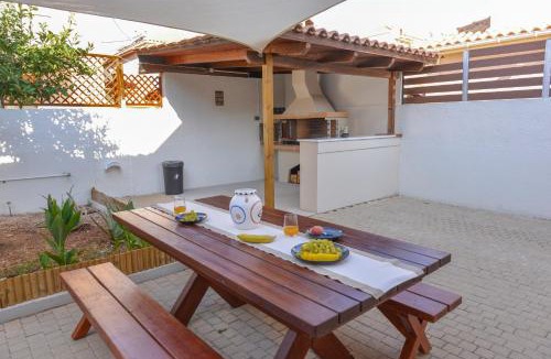 Mazarakata Villa | Castello Villa