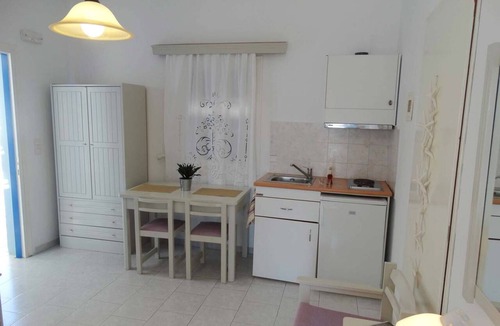 Katapola Bed & Breakfast | Castelopetra Studios