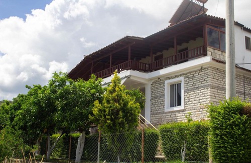 Berat Apartment | CASTLE View SERENITY - BERAT