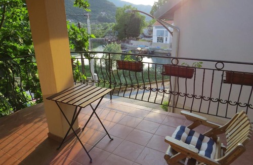 Virpazar Apartment | Cave Apartment
