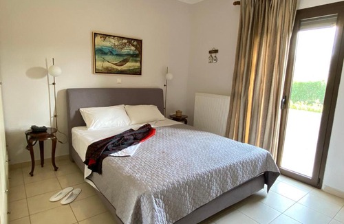 Moudros Apartment | Caviro