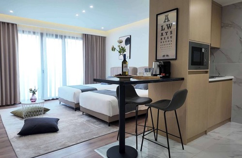 Piraeus Apartment | CC LUX Standard Twin Room 201