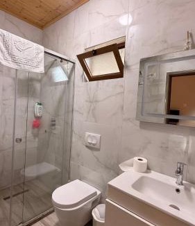 Tamare Hotel | - Cemi Rooms - River View & Traditional Restaurant