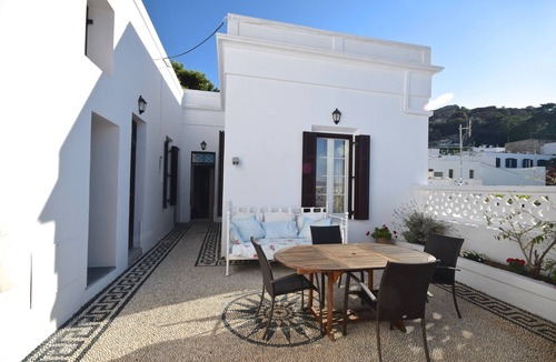 Lindos Villa | Central Lindos village house.