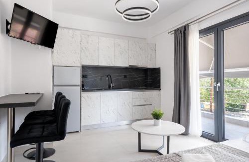 Flogita Apartment | Central Square View Flogita