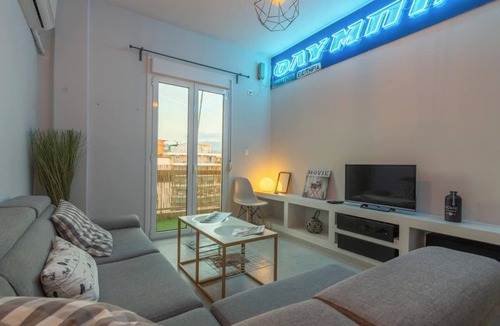 Kerameikos Apartment | Central vintage Apartment with Acropolis view