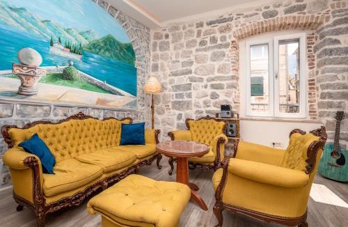 Kotor Old Town Hostel | CENTRUM HOSTEL