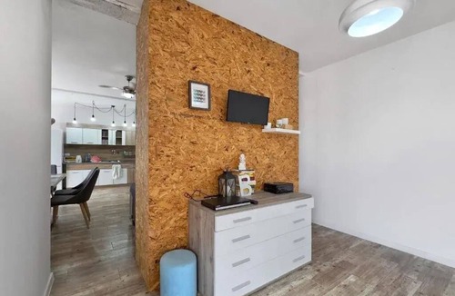 Utjeha Apartment | Ceres Apartments - One-Bedroom Premier Apartment