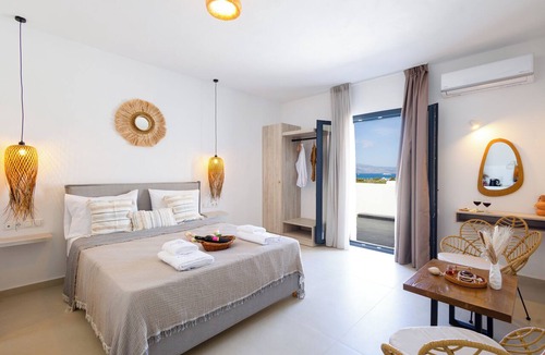 Maragas Hotel | Cezaria Naxos Hotel
