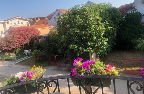 Ulcinj Ski Chalet | Chalet 500 meter from the "Grate Beach",surounded with a rich and green Garden
